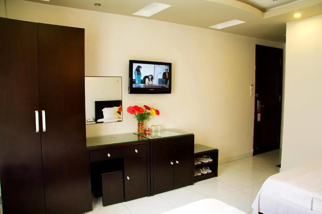 Bach Duong Hotel Nha Trang 2*,  Vietnam